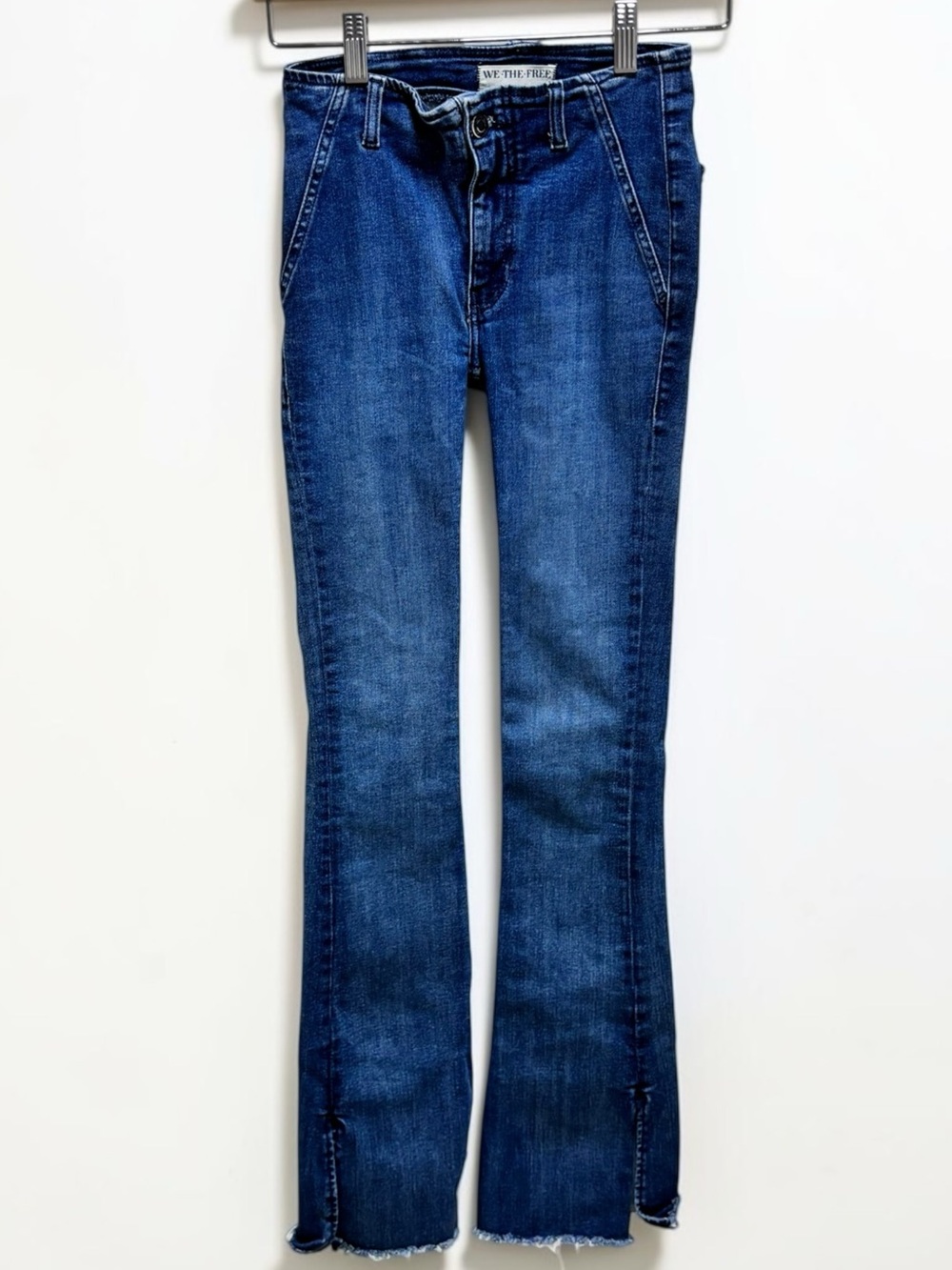 Free People We The Free Level Up Slit Slim Flare Jeans Size 24 - Picture 3 of 10